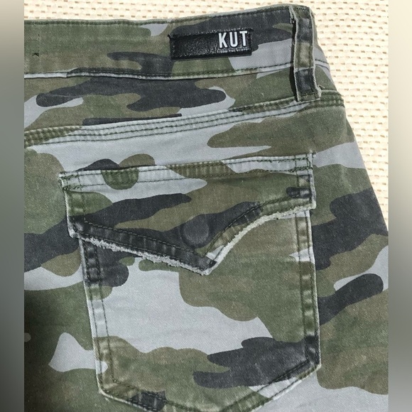 Kut Alice Shorts - Picture 5 of 8